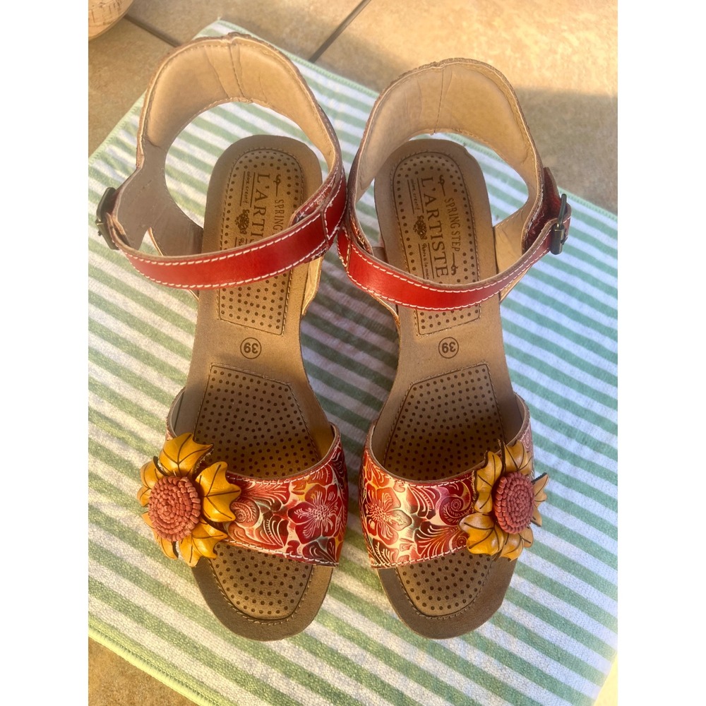 Spring Step LArtiste Red Floral Leather Wedge Sandals Sunflower Womens 39 NEW - Picture 4 of 8